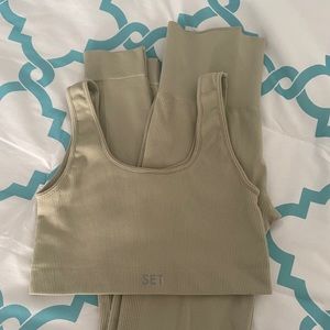Set Active Chai Latte Leggings & Bra